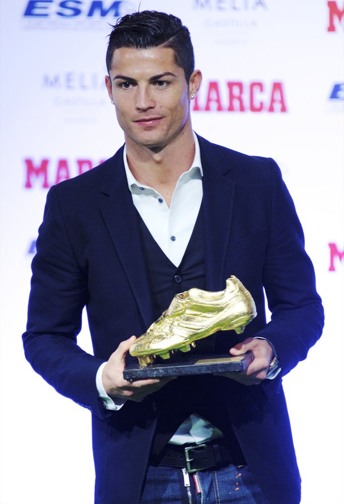 golden shoes of ronaldo
