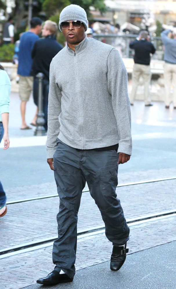 Damon Wayans Out and About at The Grove