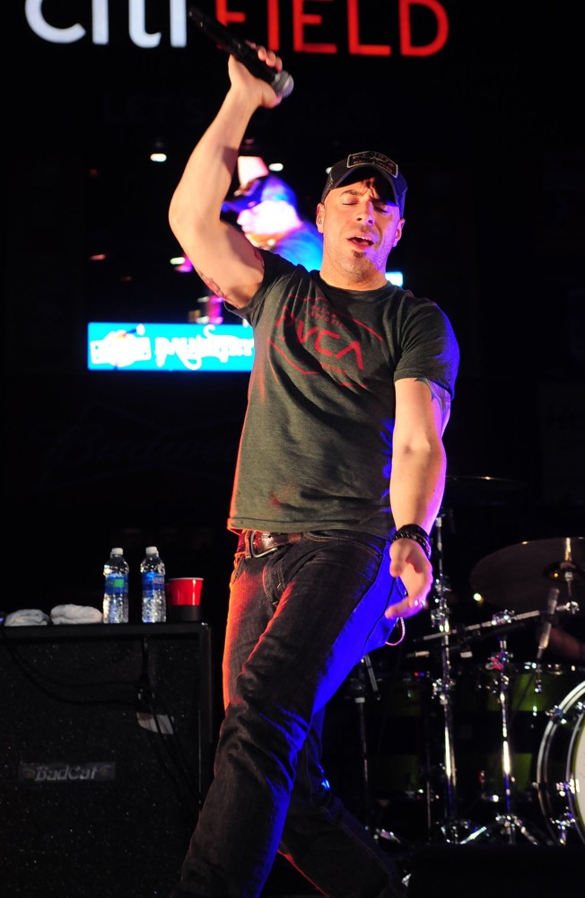 Chris Daughtry;DAUGHTRY;<br>DAUGHTRY Perform Live at Citi Field