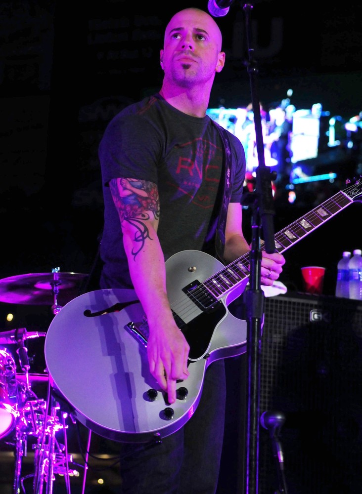 DAUGHTRY Perform Live at Citi Field