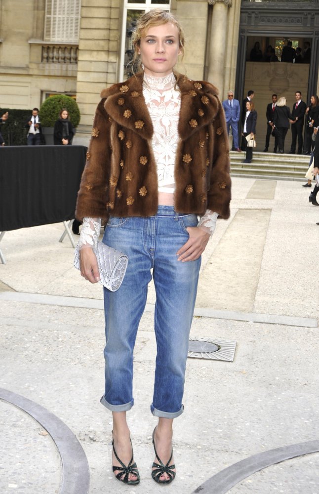Paris Fashion Week Spring-Summer 2017 - Valentino - Outside Arrivals