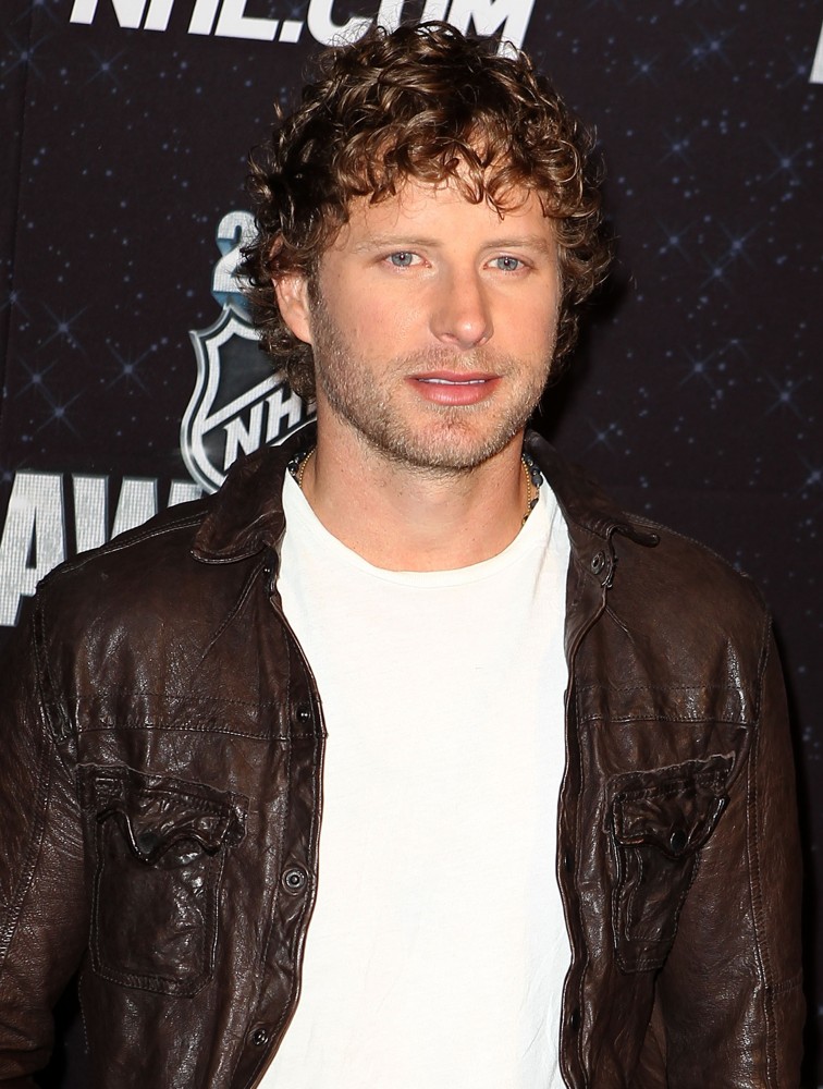 The NHL Awards 2011 - Arrivals