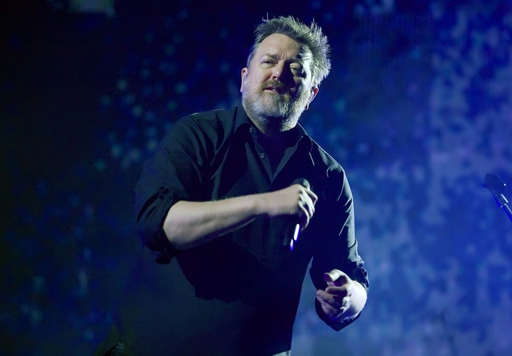 Elbow Performing Live in Concert