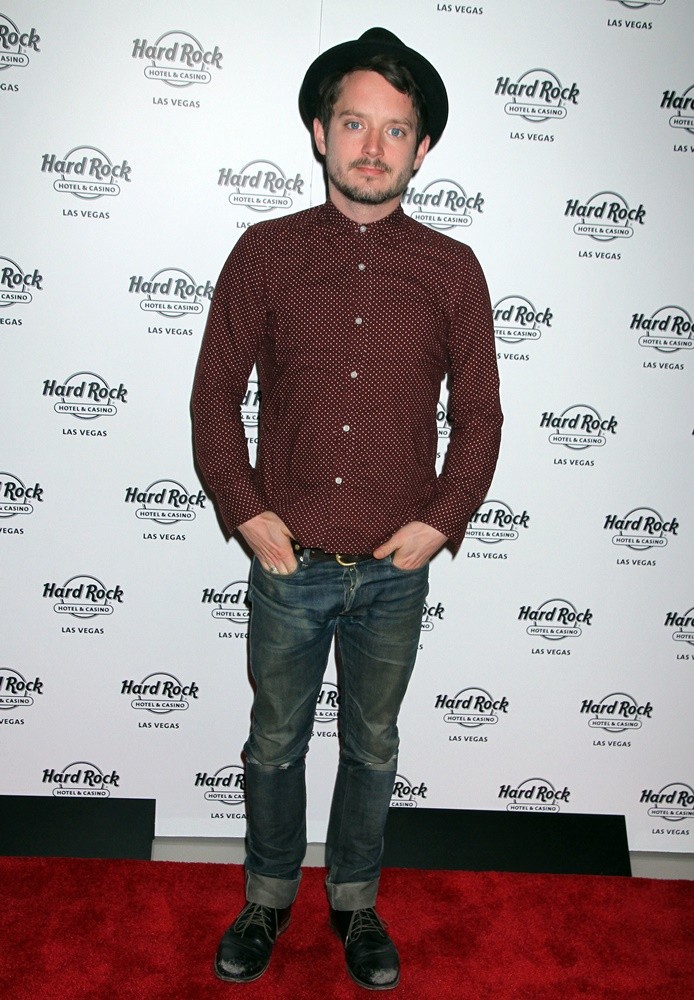 Wooden Wisdom: Elijah Wood and Zach Cowie Perform Live DJ Set