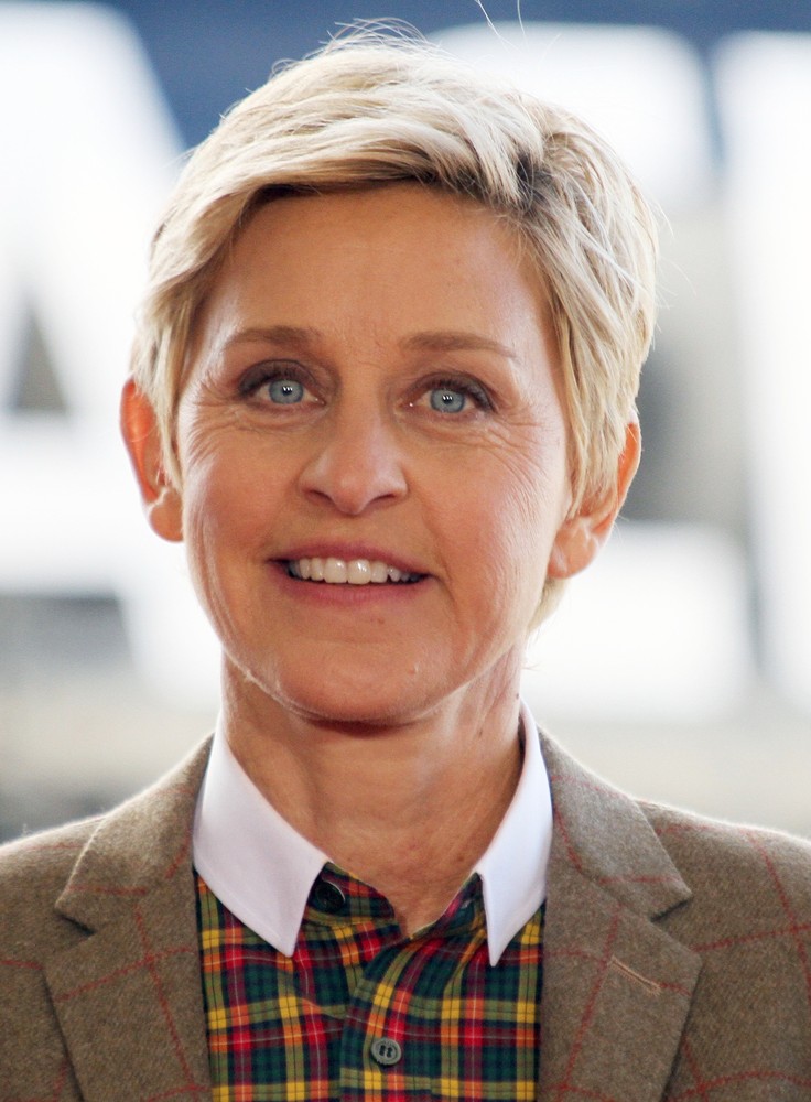 Ellen DeGeneres Announce Duracell Power A Smile Campaign for Toys for Tots