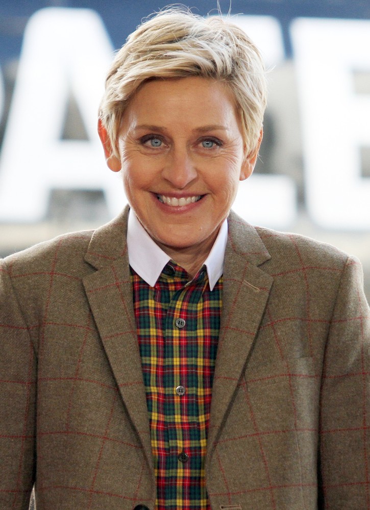Ellen DeGeneres Announce Duracell Power A Smile Campaign for Toys for Tots