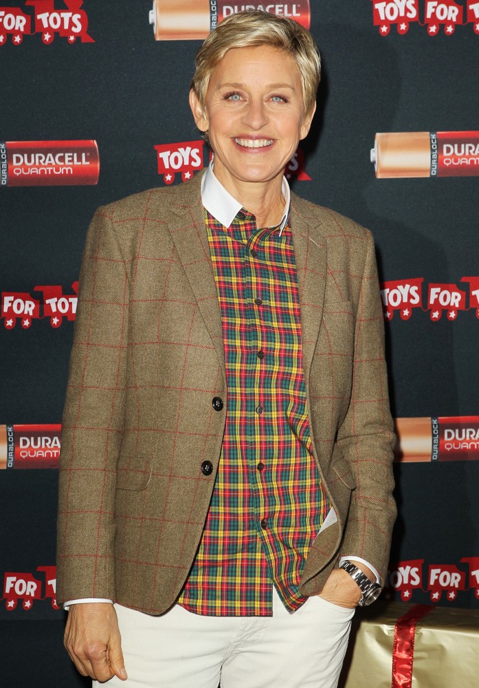 Ellen DeGeneres Announce Duracell Power A Smile Campaign for Toys for Tots