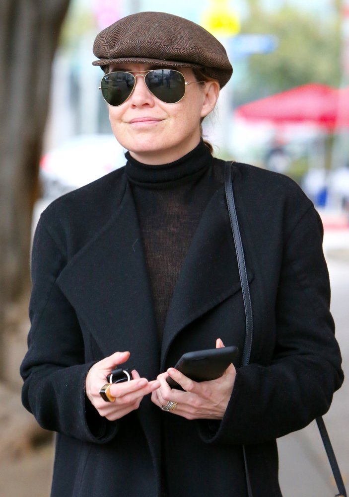 Ellen Pompeo Seen Leaving A Nail Salon