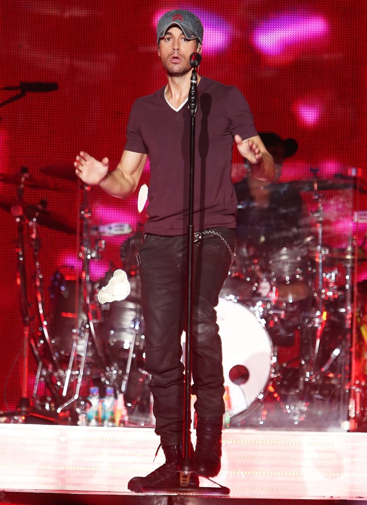 Enrique Iglesias Fall Tour