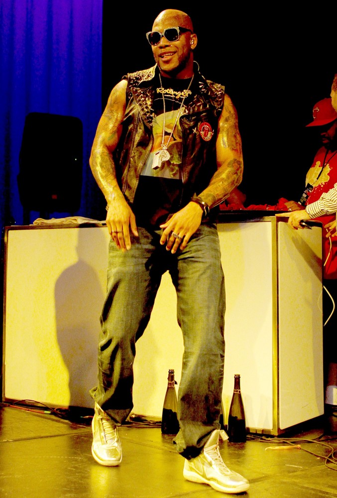 Flo Rida Performs Live at The Bay Street Grand Prix Celebrity Race Gala