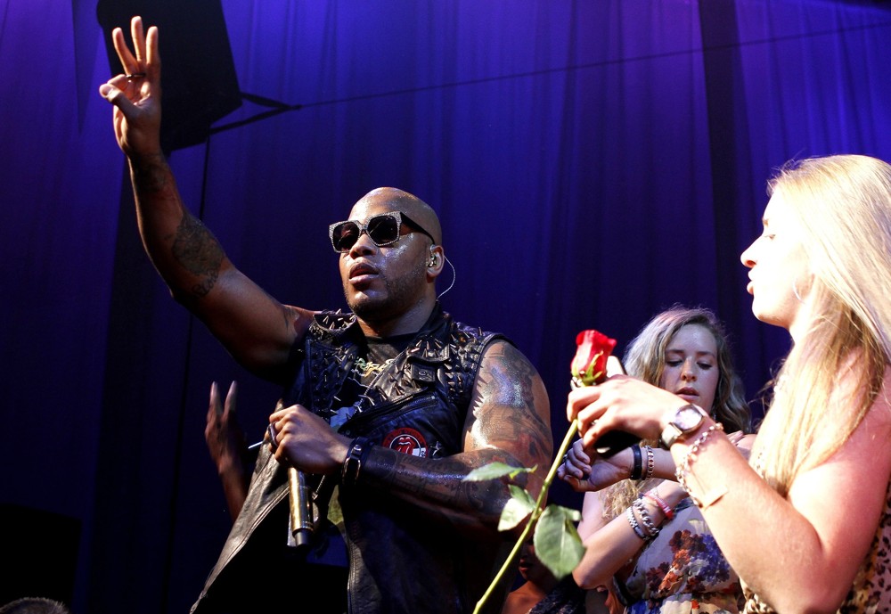 Flo Rida Performs Live at The Bay Street Grand Prix Celebrity Race Gala
