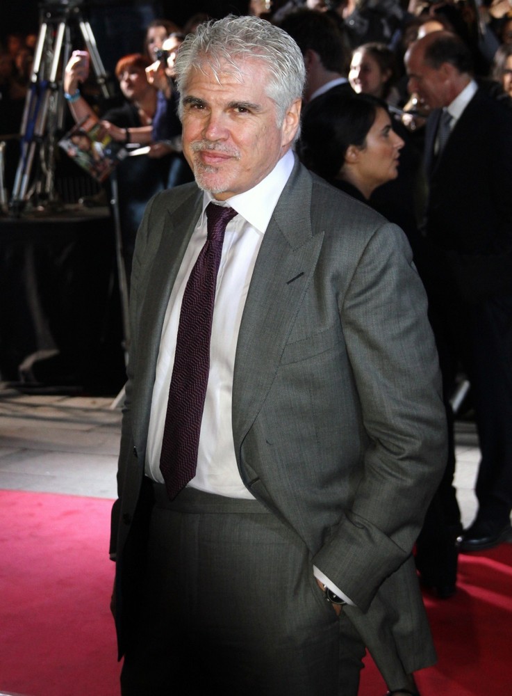 Gary Ross;<br>The Paris Premiere of The Hunger Games - Arrivals