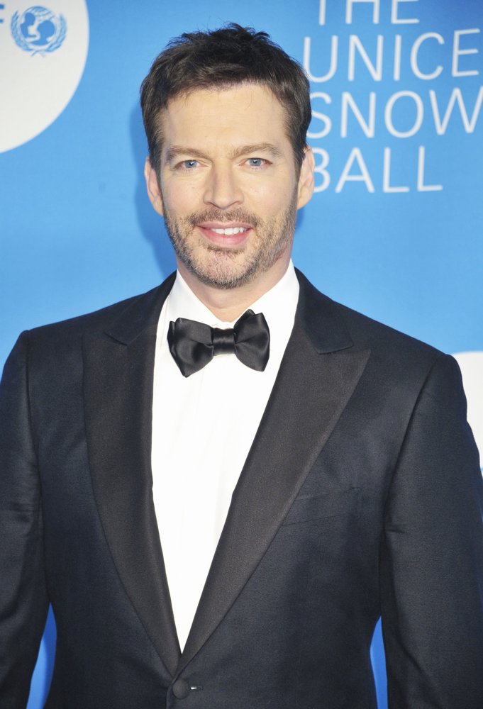 13th Annual UNICEF Snowflake Ball - Arrivals