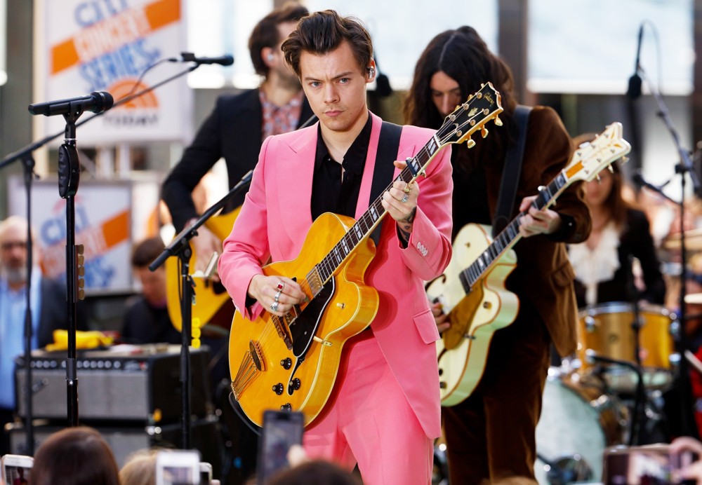 Harry Styles Performing Live on NBC's Today Show