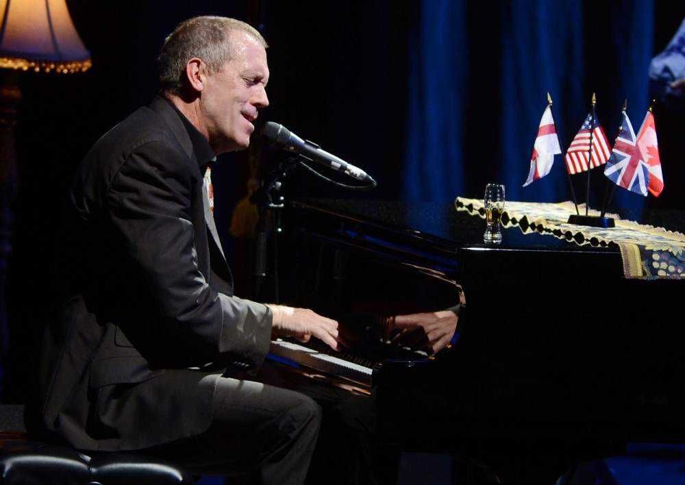 Hugh Laurie Performing on Stage at Hammersmith Apollo