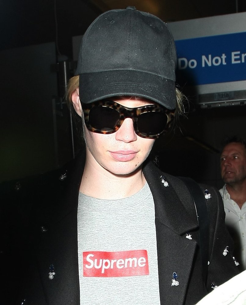 Iggy Azalea Arriving at Los Angeles International Airport