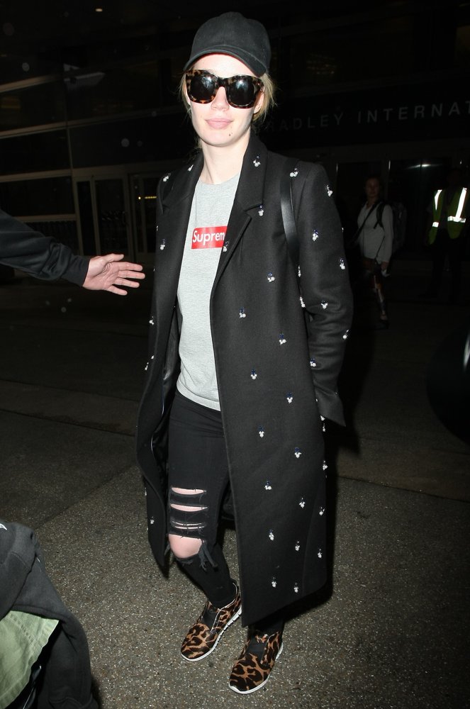 Iggy Azalea Arriving at Los Angeles International Airport