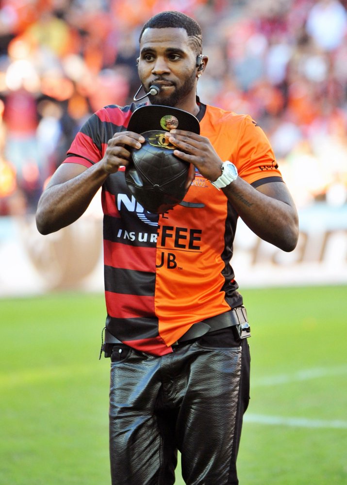 Jason Derulo Performs at The Australian Football A-League Grand Final