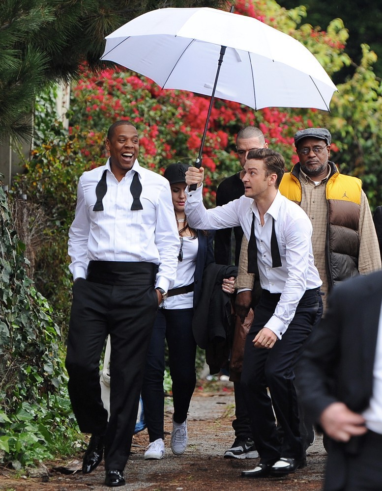 Suit and Tie Set Music Video
