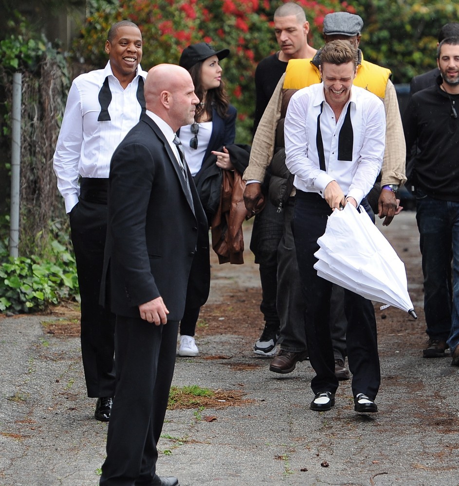 Suit and Tie Set Music Video