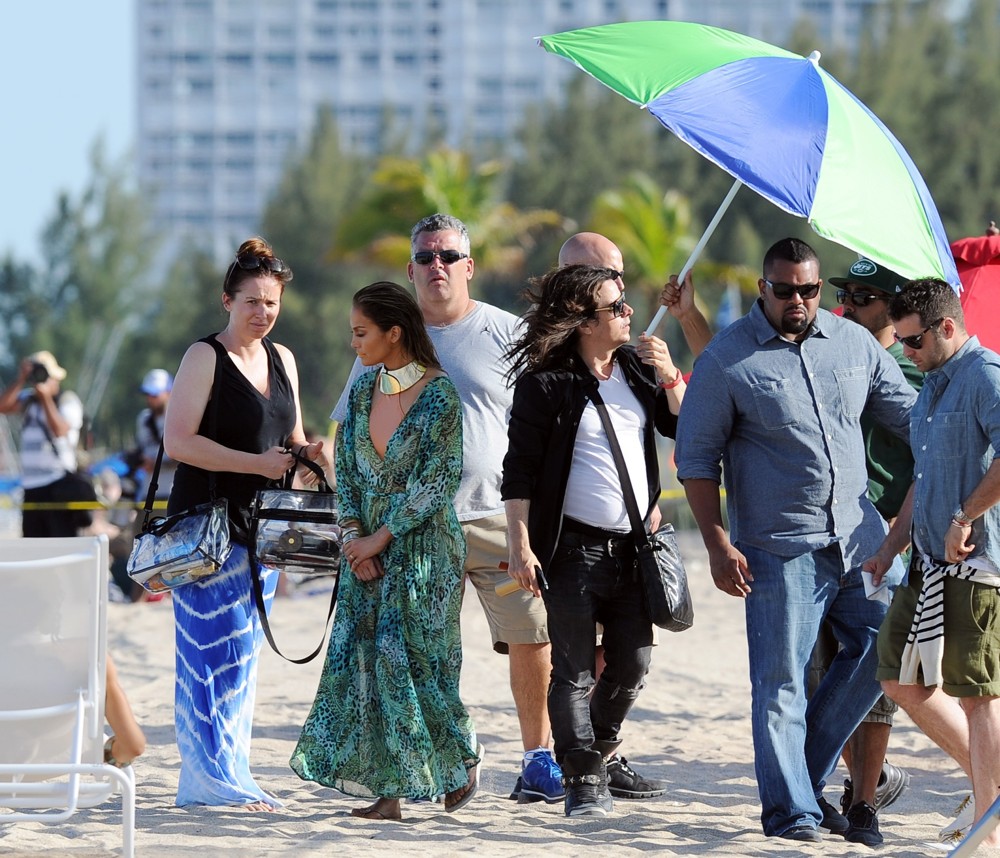 Jennifer Lopez Filming A TV Commercial