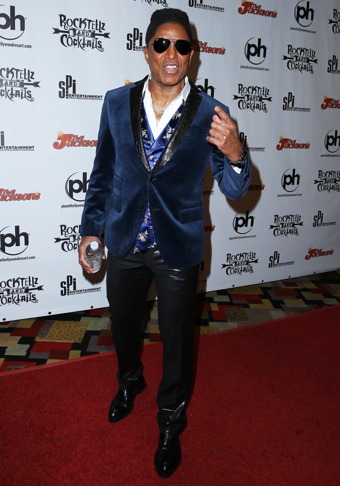 Red Carpet for RockTellz and Cocktails Presents The Jacksons