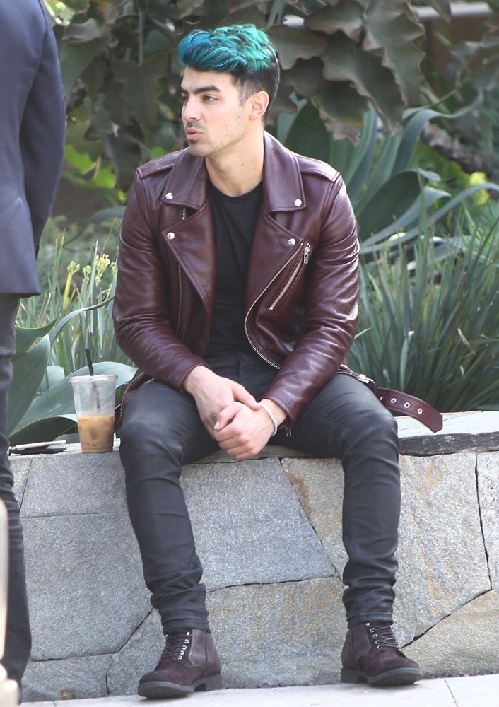 Joe Jonas Out in Melrose Place