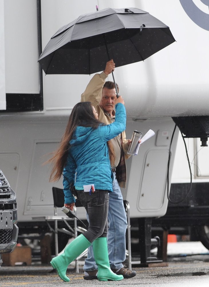 Johnny Depp on Set Filming LAbyrinth in The Rain