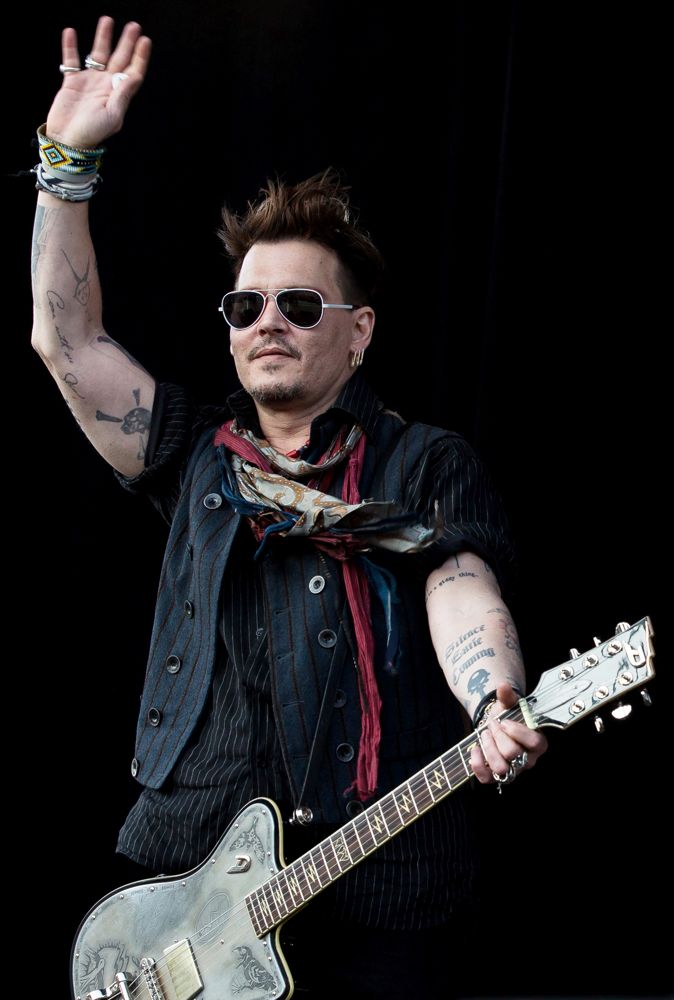 Johnny Depp Performs with The Super Group Hollywood Vampires