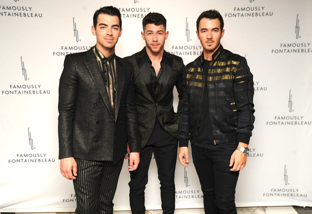 Jonas Brothers Ring in 2020 Poolside