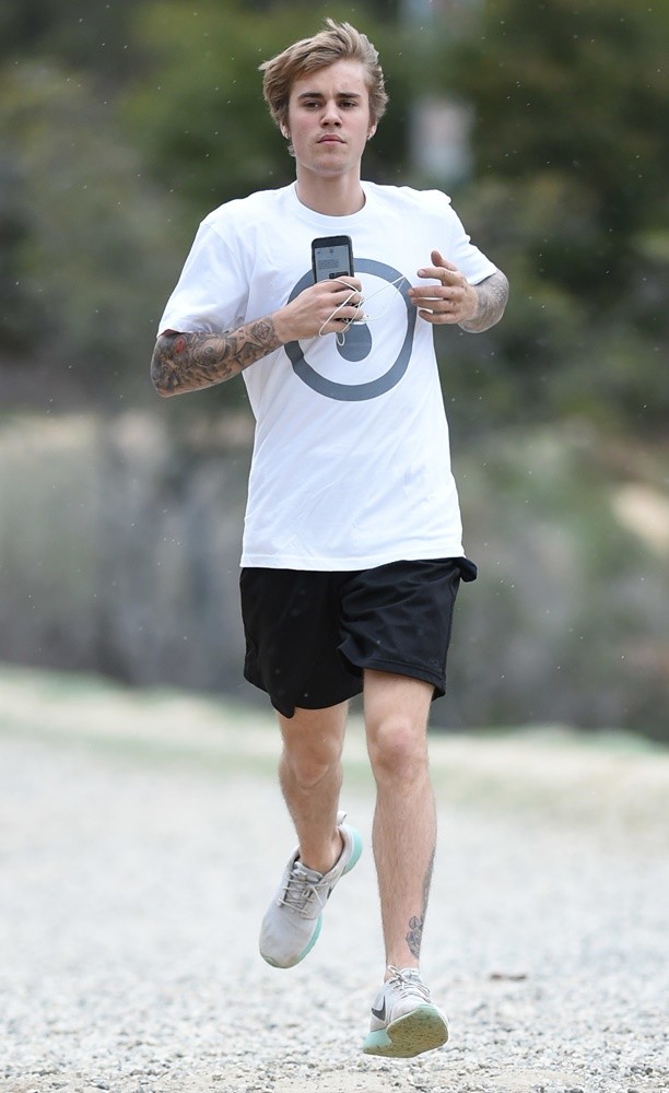 Justin Bieber Takes A Run on A Rainy Windy Day