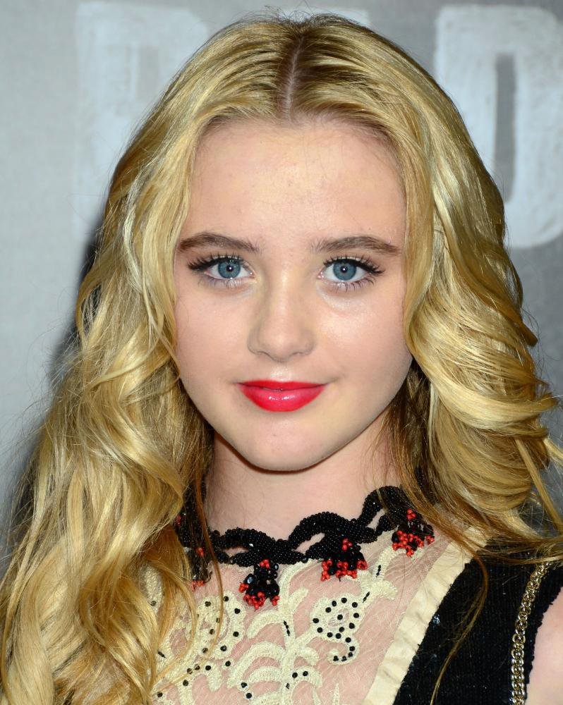 Kathryn Newton World Premiere of Bad Teacher - Arrivals.