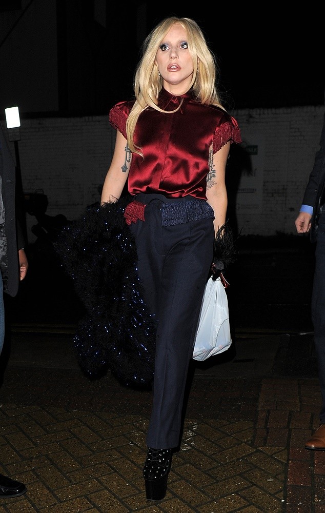 Lady GaGa Head to A Studio