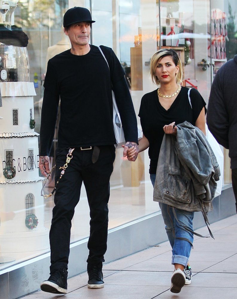 Tommy Lee and Sofia Toufa Shopping