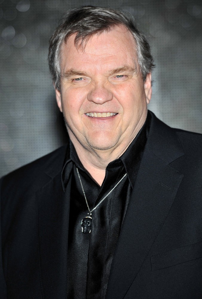 Meat Loaf Signs Copies of His Album Hell in A Handbasket