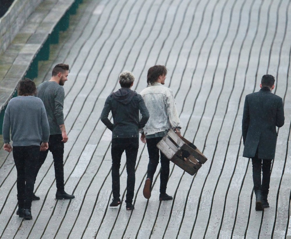 One Direction Shoot A Music Video