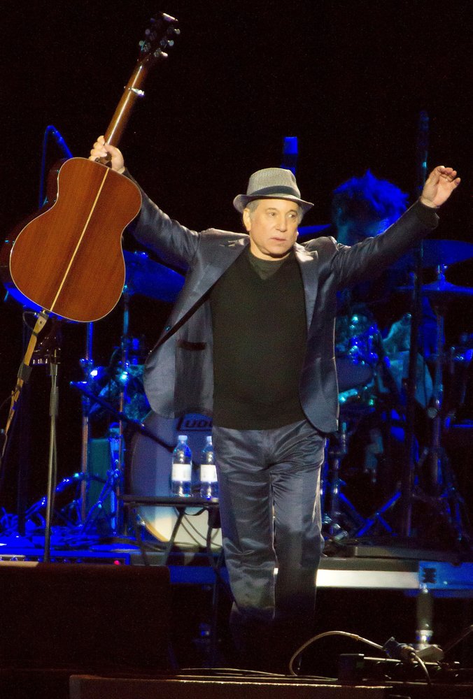 Paul Simon Performing Live Hard Rock Calling in Hyde Park - Day 3