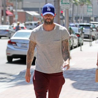 Adam Levine Leaves The Doctors Office