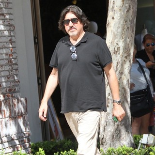 Alfred Molina Goes Shopping in Hollywood