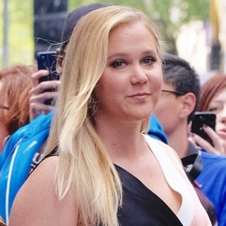 Amy Schumer Leaving AOL Build