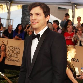 Ashton Kutcher in 23rd Annual Screen Actors Guild Awards - Arrivals