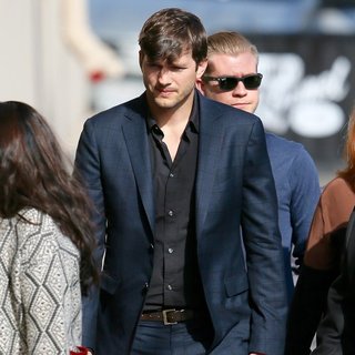 Ashton Kutcher in Ashton Kutcher Seen Arriving for Jimmy Kimmel Live!