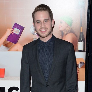 Sisters New York Premiere - Red Carpet Arrivals