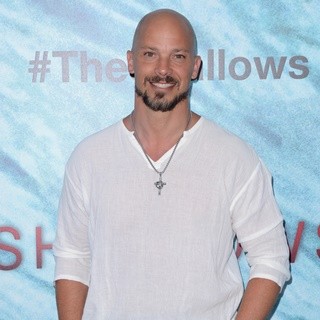 The New York Premiere of The Shallows