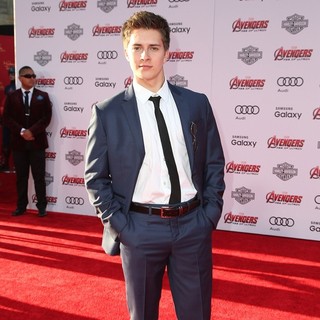 Los Angeles Premiere of Marvel's Avengers: Age of Ultron - Arrivals