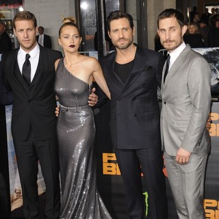 The Los Angeles Premiere of Point Break - Arrivals