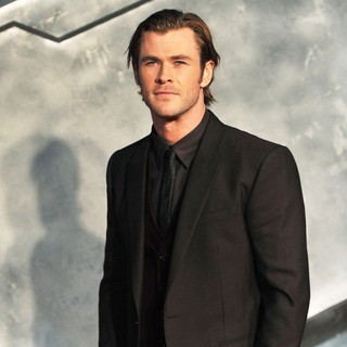The World Premiere of Thor: The Dark World - Arrivals
