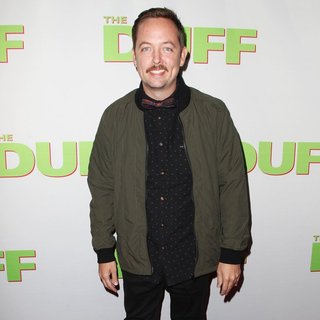 Los Angeles Fan Screening of The DUFF - Red Carpet Arrivals