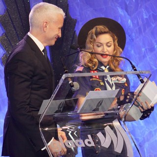 24th Annual GLAAD Media Awards - Madonna Presents The Vito Russo Award to Anderson Cooper