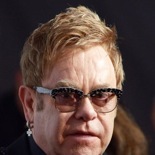 Elton John AIDS Foundation's 13th Annual An Enduring Vision Benefit - Red Carpet Arrivals